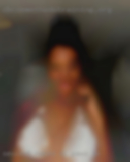 Sexiest naked light skinned women El Paso, TX.